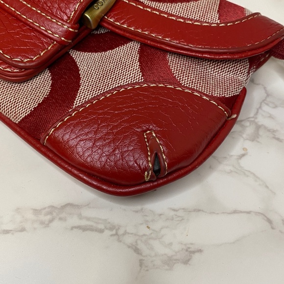 Coach (Small Red Clutch) - Picture 6 of 16